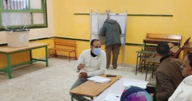 توافد الناخبين إلى دائرة الوراق للإدلاء بأصواتهم في انتخابات النواب 2025