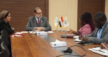 رئيس هيئة سلامة الغذاء يلتقي نظيرته الليبيرية لبحث تبادل الخبرات