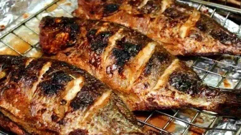 تكات المطاعم: طريقة عمل السمك المشوي بالخلطة