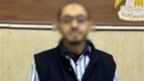 كواليس واقعة اعتداء معلم على طالبة في القاهرة.. ماذا قال المعلم؟