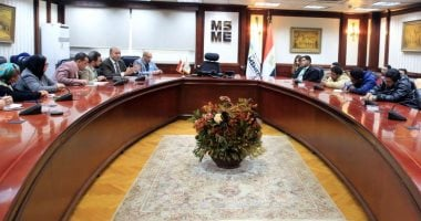 جهاز تنمية المشروعات يجتمع مع رواد الابتكار لمناقشة طلباتهم