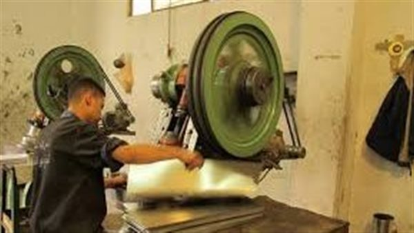 الحوافز غير الضريبية للمشروعات المتوسطة والصغيرة وفق القانون