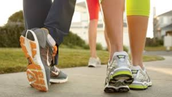 أفضل وأسوأ أوقات المشي في الشتاء لصحة القلب