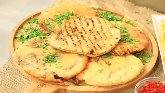 جربي سندوتشات اللحمة بدبس الرمان بدلاً من الحواوشي