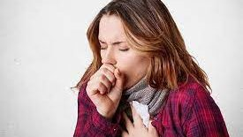 أفضل العلاجات الطبيعية لتخفيف الكحة في الشتاء