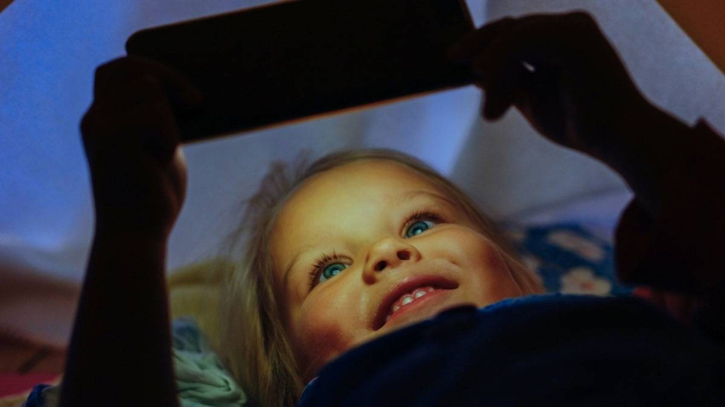 السرعات العالية تشكل خطراً كبيراً على أدمغة الأطفال