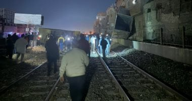 حادث قطار طوخ: سقوط 10 حاويات بضائع في منطقة السفاينة