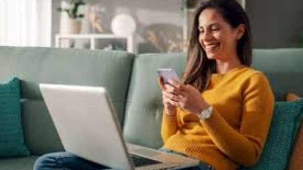 أفضل 5 طرق لكسب المال للمرأة بدون وظيفة رسمية