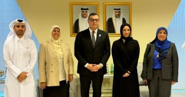 وزيران الإسكان يبحثان مع وزيرة التنمية الاجتماعية بقطر فرص التعاون والتجارب العمرانية