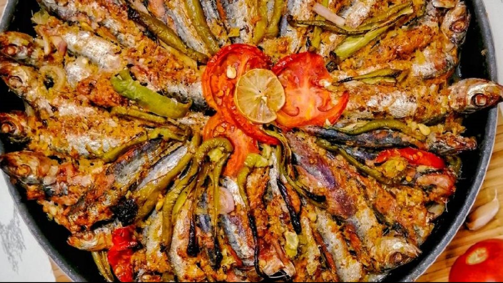 صينية سردين بالليمون والزيت في دقائق معدودة