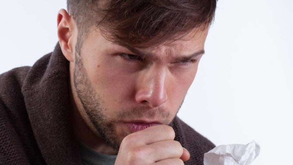 احذر.. أسباب غير متوقعة وراء السعال المتكرر