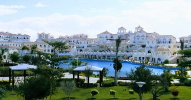 غدا افتتاح منطقة The Village التجارية والترفيهية في سيليا