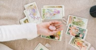 رسائل التاروت لأربعة أبراج قبل 2026.. الحمل الأبرز