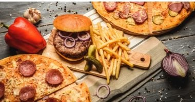 مواد بلاستيكية في وجبات سريعة أمريكية تؤثر على نمو الطفل