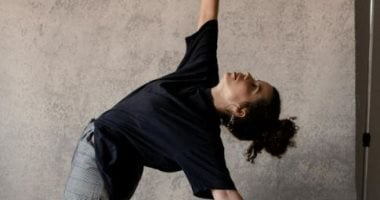 أستاذة بكلية الطب في جامعة هارفارد توصي بالرقص كقرار صحي