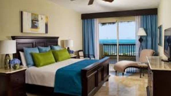 5 خطوات سهلة لترتيب غرفة النوم بسرعة