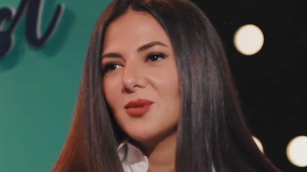 عيد ميلادها الأربعين يبرز أناقة دنيا سمير غانم