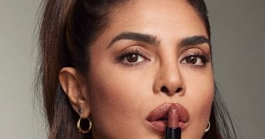 5 ألوان أحمر شفاه للبشرة الداكنة بأسلوب بريانكا تشوبرا