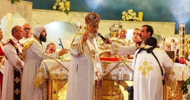 البابا تواضروس يترأس قداس العيد في كاتدرائية الميلاد بالعاصمة الجديدة