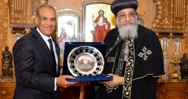 وزير الخارجية يهنئ قداسة البابا تواضروس الثانى بعيد الميلاد