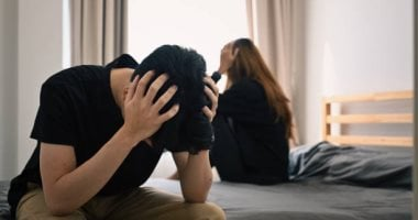 أبراج تفتح فرصًا في العلاقات لكنها تنسحب بلا إنذار، الحمل الأبرز