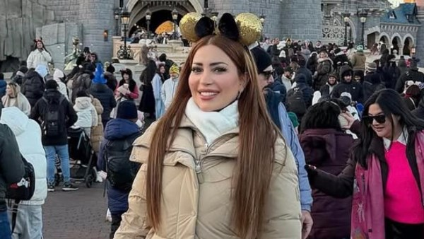 نسرين طافش تبهر متابعيها بأناقتها في باريس