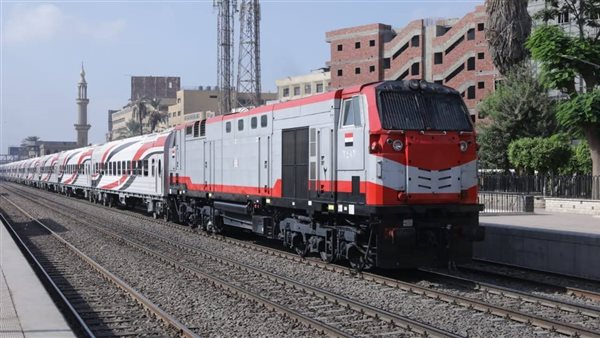 السكة الحديد توسع خدماتها وتتيح حجز الدرجة الثالثة إلكترونيًا