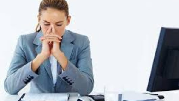 أطعمة ترفع الإرهاق النفسي ونقص البروتين يسبب سوء المزاج.. 4 نصائح لتخفيف التوتر