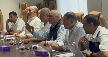 اجتماع وفد السياحة المصري مع الراجحي المسؤول عن حجاج الشركات