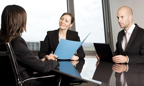 لماذا يفشل كثير من المتقدمين في الوصول إلى المقابلات الوظيفية؟