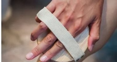 6 طرق لتنعيم الجسم في الشتاء والتخلص من الجلد الميت