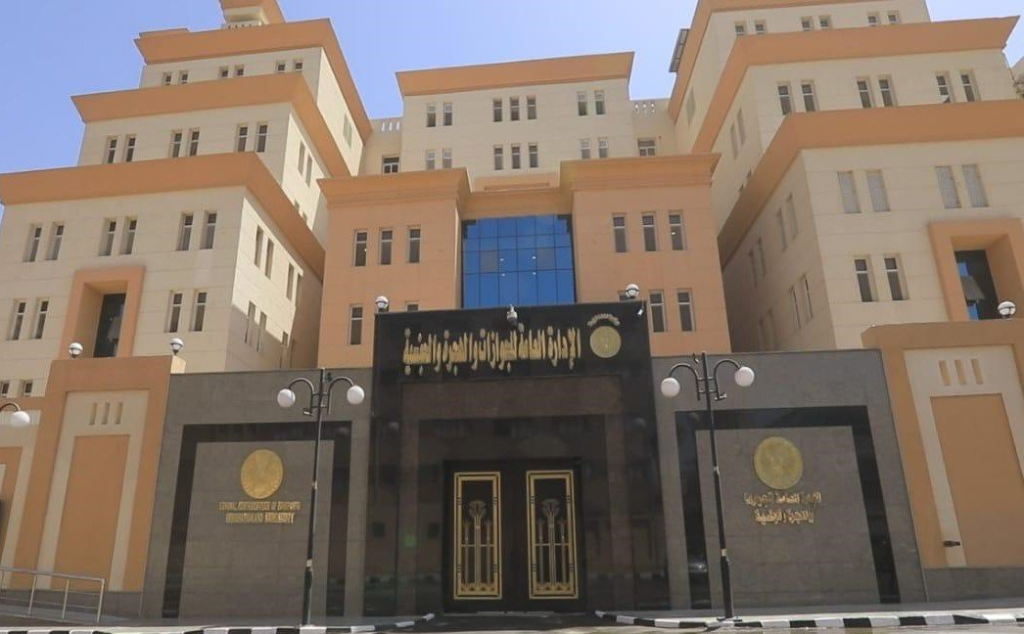 الجوازات تواصل تسهيل خدماتها لكبار السن وذوي الاحتياجات