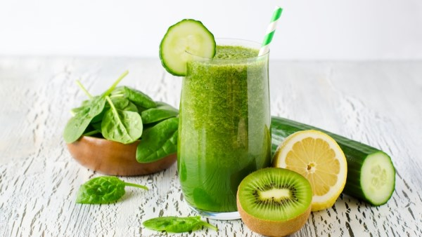 وصفة مشروب ديتوكس بالشاي الأخضر الصحي