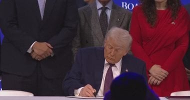 الرئيس الأميركي يوقع ميثاقاً لإنشاء مجلس السلام في غزة