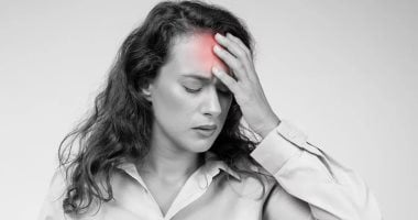 صداعك يحتاج تقييمًا طبيًا ولا تعتمد على المسكنات