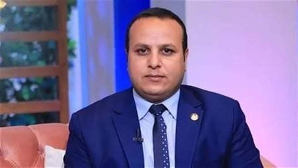 خبير تربوي: الطابور الصباحي والإذاعة المدرسية مفتاحان لتطوير التعليم