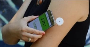 هل أجهزة قياس السكر في الكتف تتحدث عن الأنسولين؟