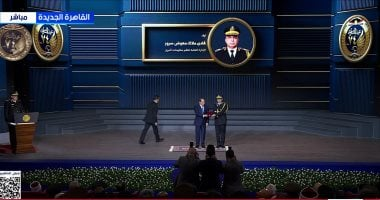 الرئيس السيسى يكرم عددًا من ضباط الشرطة في حفل الذكرى الـ74 لعيد الشرطة