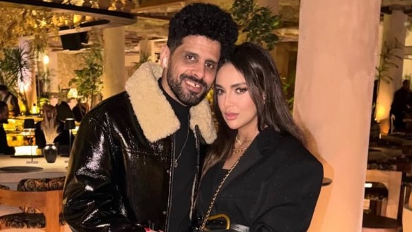 زوجة حمدي الميرغني تبهر المتابعين بأناقتها