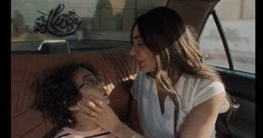 كيف تتعامل مع أطفالك عند وفاة الأب أو الأم؟