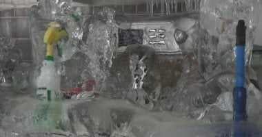 شقة تتحول إلى قلعة جليدية بعد إيقاف التدفئة في شتاء كيبيك