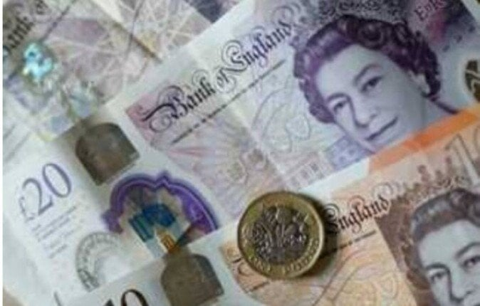سعر الجنيه الإسترليني بالبنوك اليوم الاثنين 26 يناير 2026