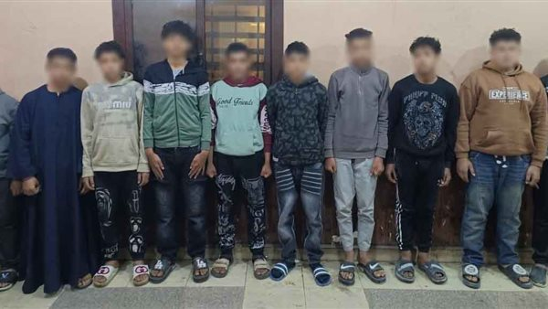 الأمن يكشف سبب مشاجرة طلابية أمام مدرسة بأسيوط