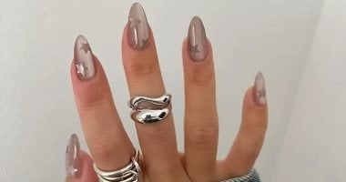 أظافر عين القطة 2026: سحر مغناطيسي يخطف الأنظار