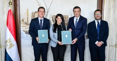 وزيرة التخطيط توقع مذكرة تفاهم مع شنايدر إلكتريك لدفع العمل المناخي