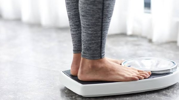 الميزان يضحك عليك.. السبب الحقيقي لفشل التخسيس