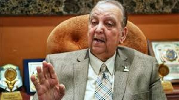 رئيس تعليم الشيوخ: حوار مجتمعي لإطار قانوني لاستخدام الهواتف بين الأطفال