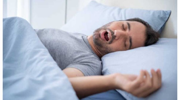 10 طرق للحد من الشخير: جربها كل يوم