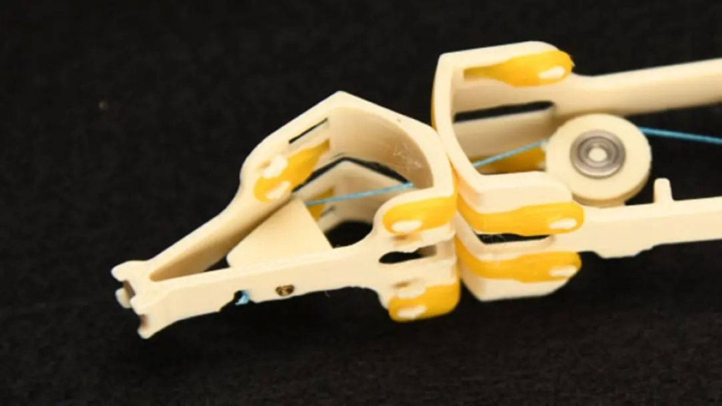 مفاصل روبوتية مبتكرة مستوحاة من ركبة الإنسان تضاعف قوة الإمساك بثلاث مرات