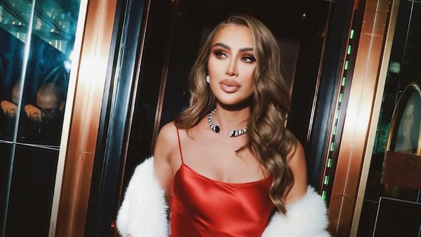 مايا دياب تثير الجدل بإطلالة ملفتة في أحدث ظهور